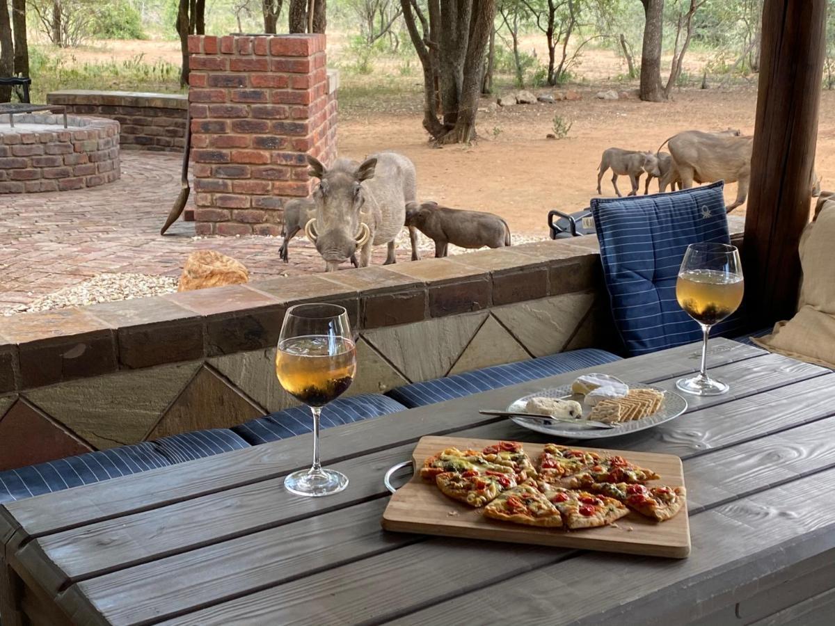 Twiga Lodge Mabalingwe Bela-Bela Exteriör bild